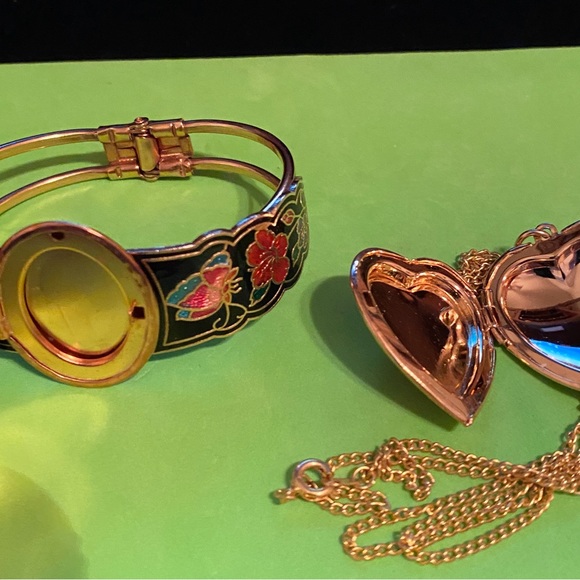 Vintage Floral Cloisonné Hinged Bracelet Locket n Heart Locket Necklace - Picture 2 of 8